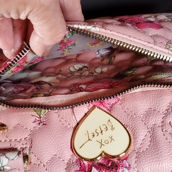 Betsy Johnson NWOT'S - Picture 10 of 12